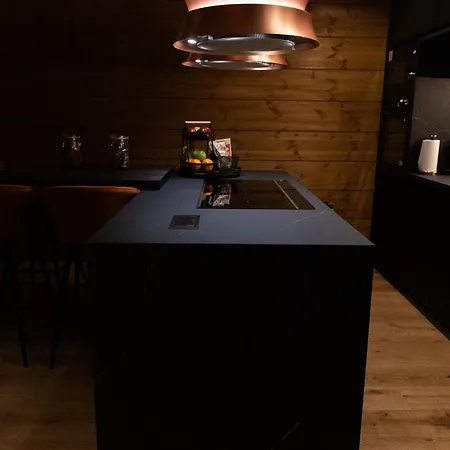 The シャレー シエラネバダ